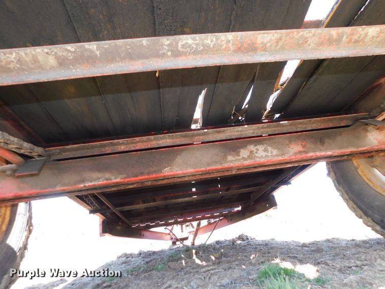 image for item DJ5988 Massey Ferguson 110  manure spreader