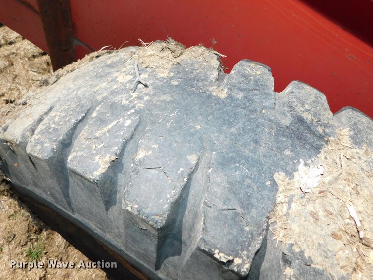 image for item DJ5988 Massey Ferguson 110  manure spreader