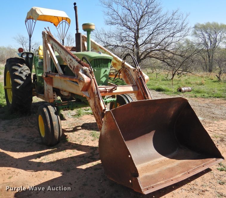 image for item DJ8344 1972 John Deere 4020  tractor