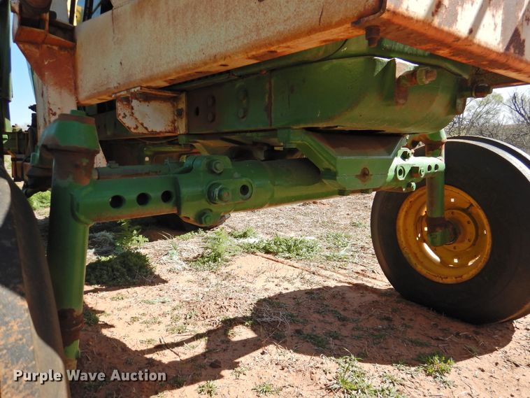 image for item DJ8344 1972 John Deere 4020  tractor