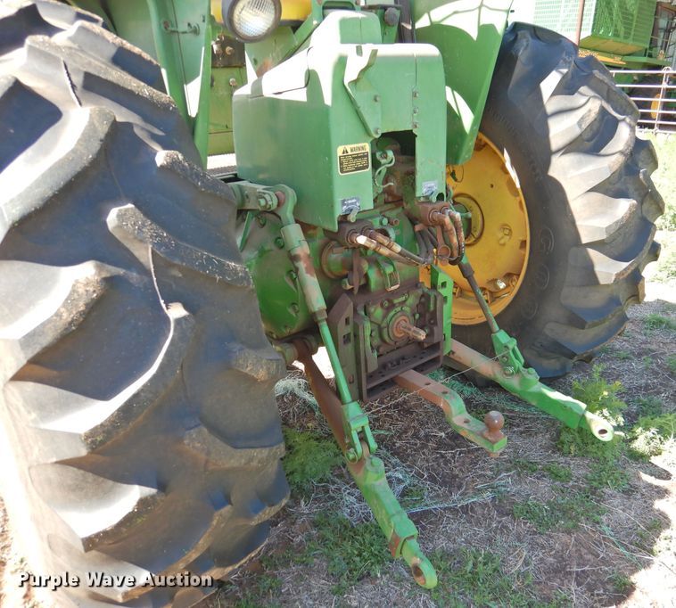 image for item DJ8344 1972 John Deere 4020  tractor