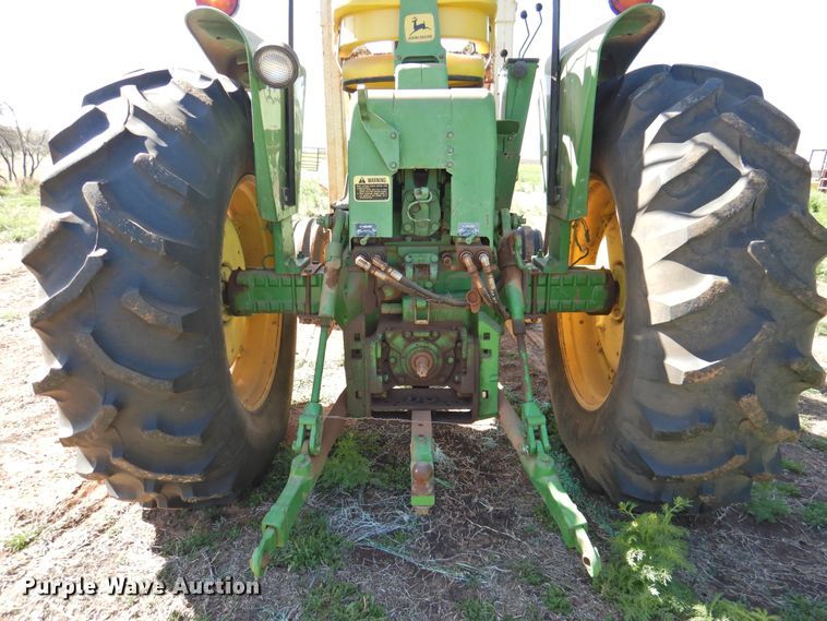 image for item DJ8344 1972 John Deere 4020  tractor