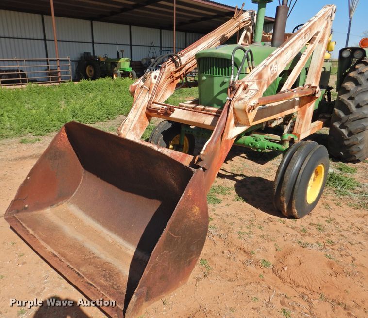 image for item DJ8344 1972 John Deere 4020  tractor