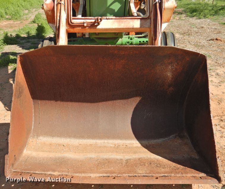 image for item DJ8344 1972 John Deere 4020  tractor