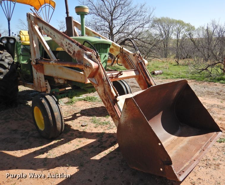 image for item DJ8344 1972 John Deere 4020  tractor