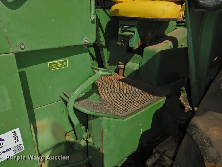 image for item DJ8344 1972 John Deere 4020  tractor