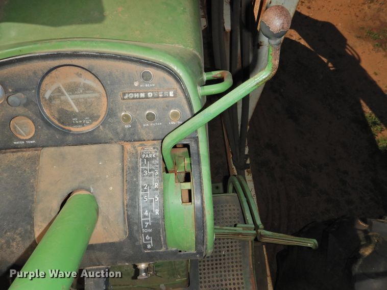 image for item DJ8344 1972 John Deere 4020  tractor