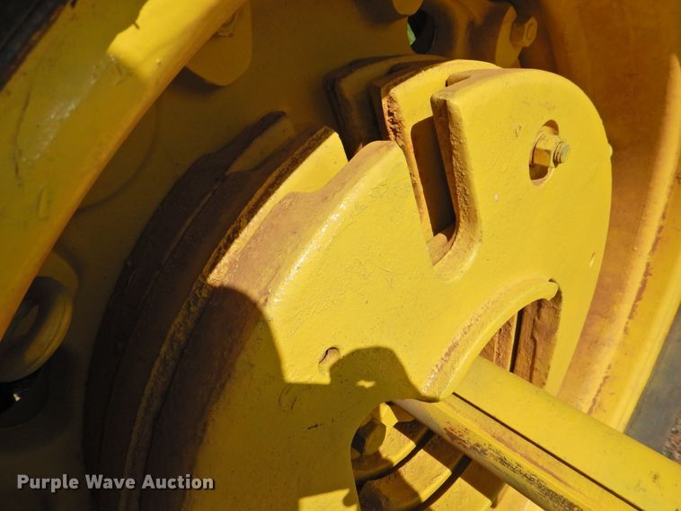 image for item DJ8344 1972 John Deere 4020  tractor