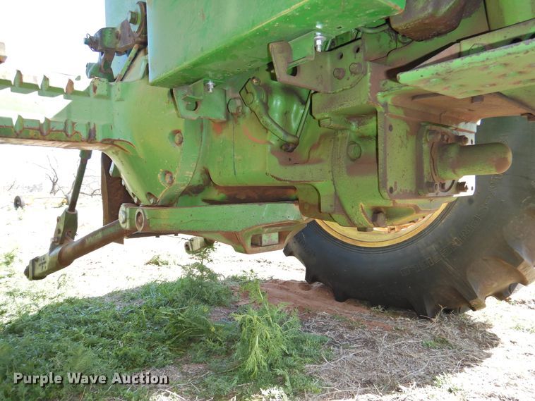 image for item DJ8345 1972 John Deere 4020  tractor