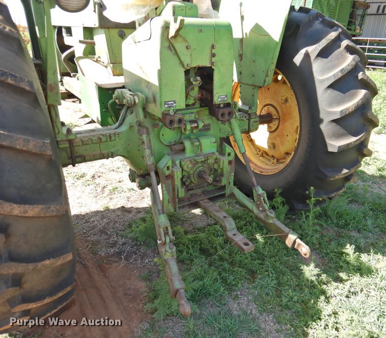 image for item DJ8345 1972 John Deere 4020  tractor