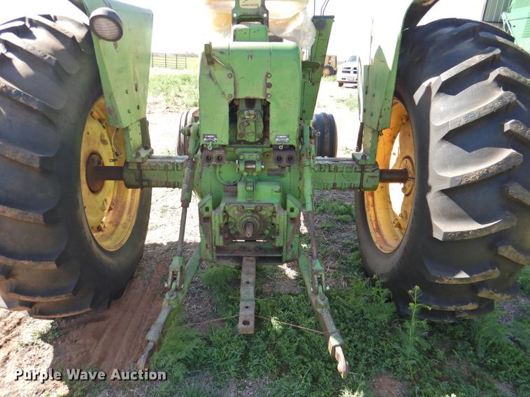 image for item DJ8345 1972 John Deere 4020  tractor