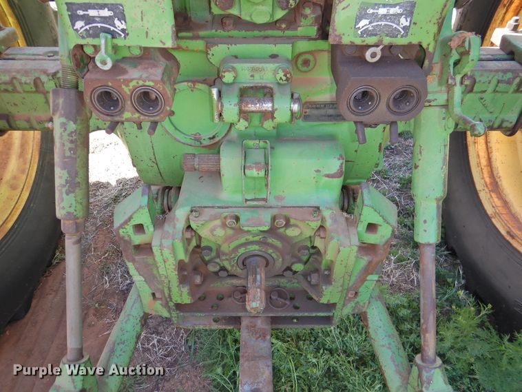 image for item DJ8345 1972 John Deere 4020  tractor