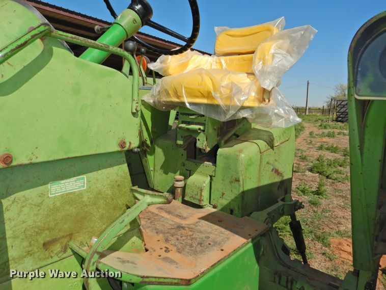 image for item DJ8345 1972 John Deere 4020  tractor