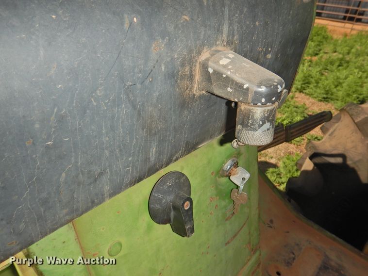 image for item DJ8345 1972 John Deere 4020  tractor