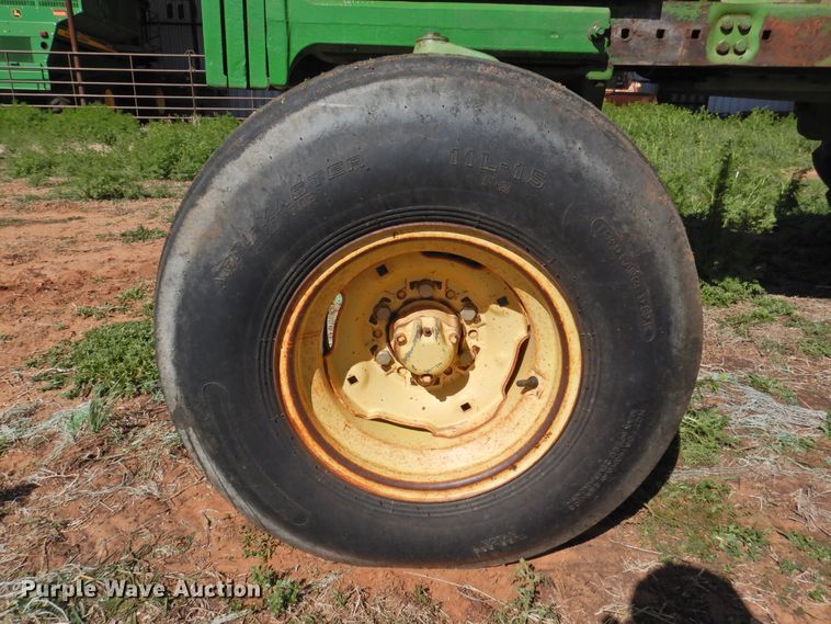 image for item DJ8345 1972 John Deere 4020  tractor