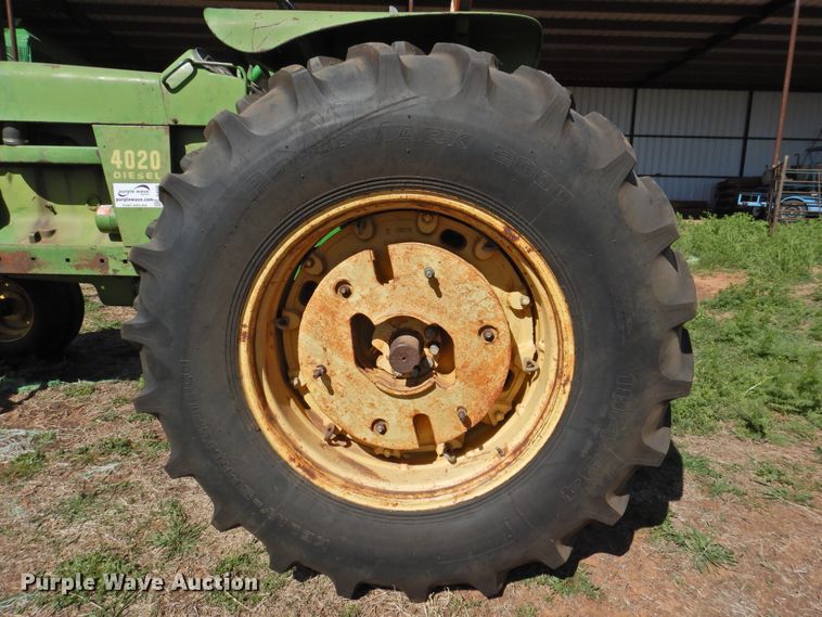 image for item DJ8345 1972 John Deere 4020  tractor