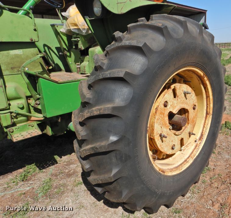 image for item DJ8345 1972 John Deere 4020  tractor