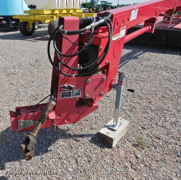 image for item DJ8353 2010 Massey-Ferguson 1375  windrower