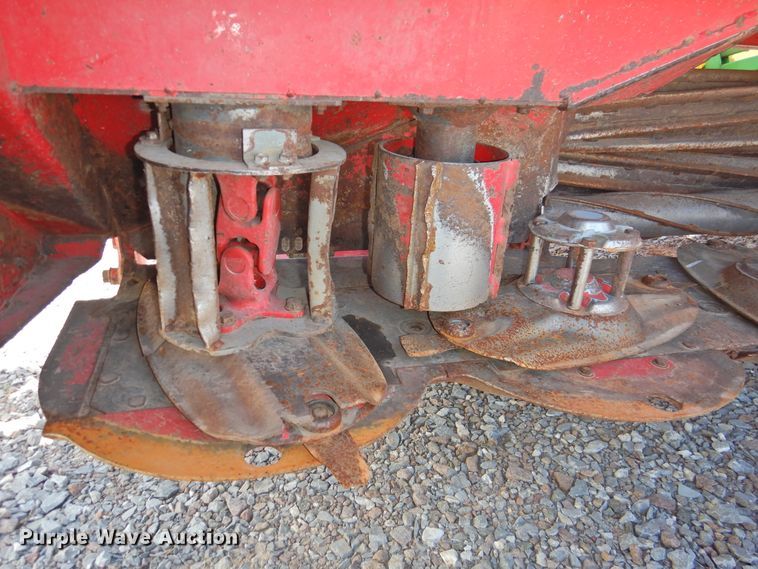 image for item DJ8353 2010 Massey-Ferguson 1375  windrower