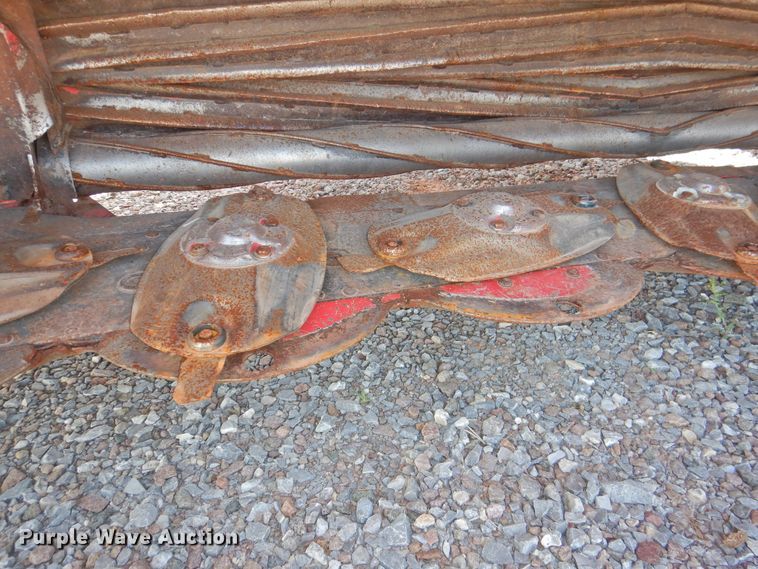 image for item DJ8353 2010 Massey-Ferguson 1375  windrower