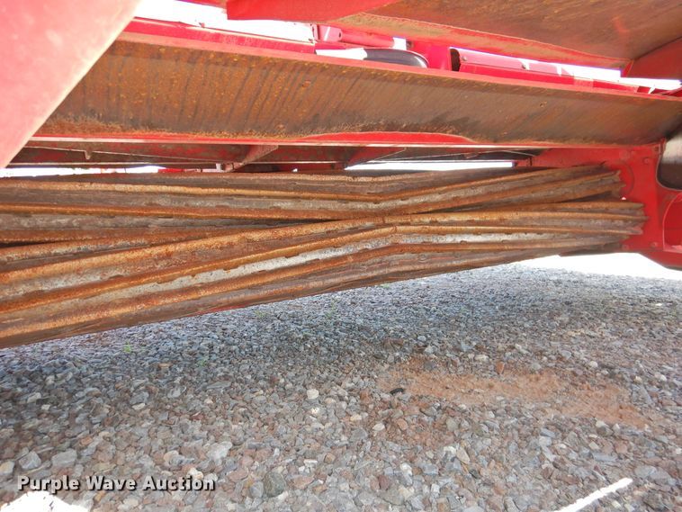 image for item DJ8353 2010 Massey-Ferguson 1375  windrower