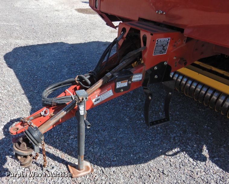 image for item DJ8355 2012 New Holland BR7090  round baler