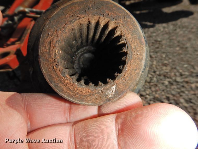 image for item DJ8355 2012 New Holland BR7090  round baler