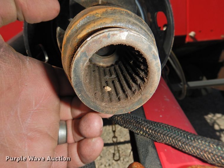 image for item DJ8356 2011 Massey-Ferguson 2856A  round baler