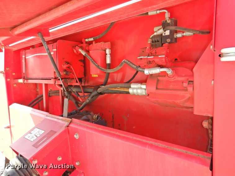 image for item DJ8356 2011 Massey-Ferguson 2856A  round baler