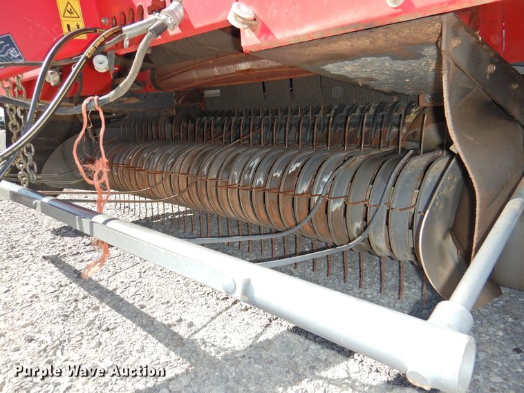 image for item DJ8356 2011 Massey-Ferguson 2856A  round baler