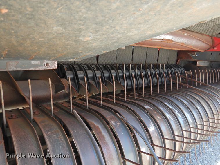 image for item DJ8356 2011 Massey-Ferguson 2856A  round baler