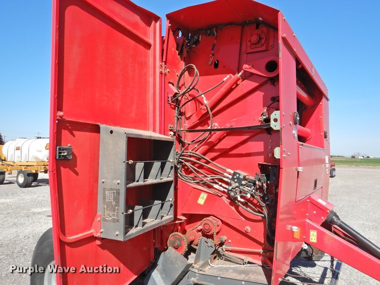 image for item DJ8356 2011 Massey-Ferguson 2856A  round baler