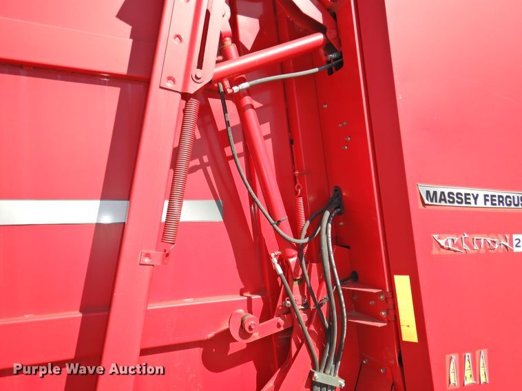 image for item DJ8356 2011 Massey-Ferguson 2856A  round baler