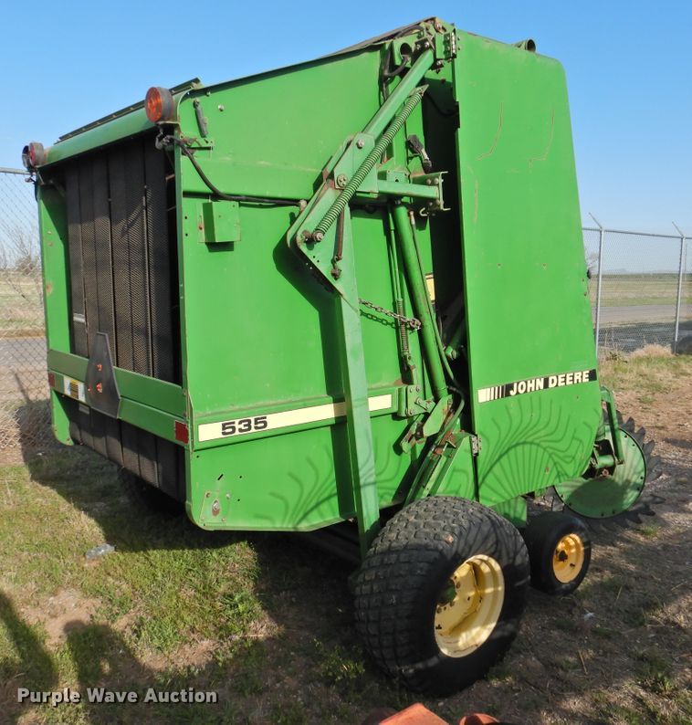 image for item DJ8360 1993 John Deere 535  round baler