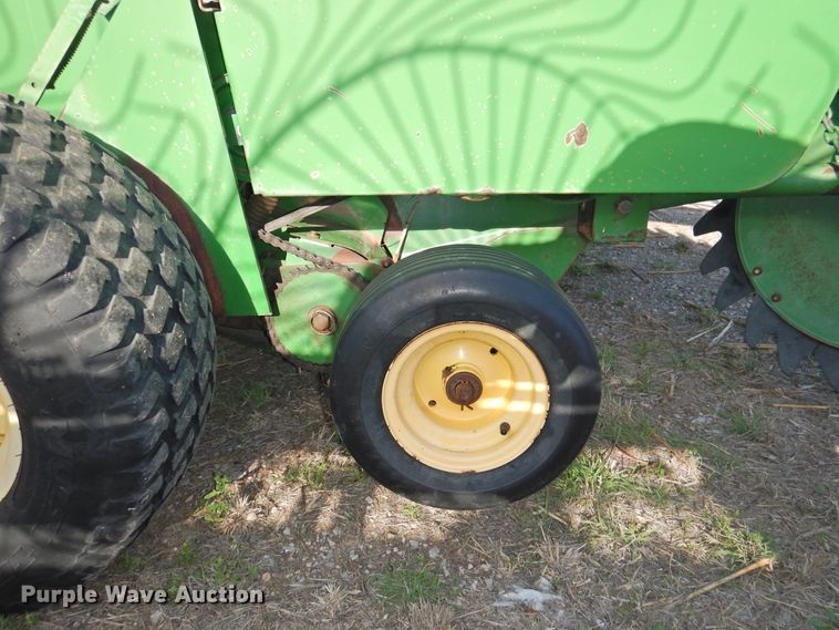 image for item DJ8360 1993 John Deere 535  round baler