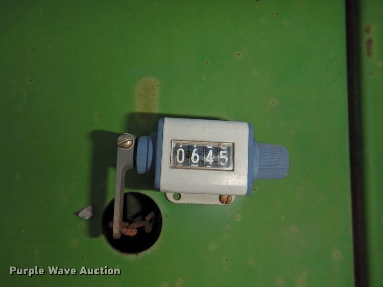 image for item DJ8360 1993 John Deere 535  round baler