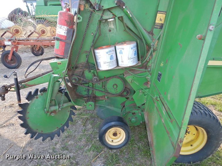 image for item DJ8360 1993 John Deere 535  round baler