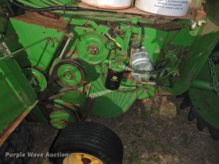image for item DJ8360 1993 John Deere 535  round baler