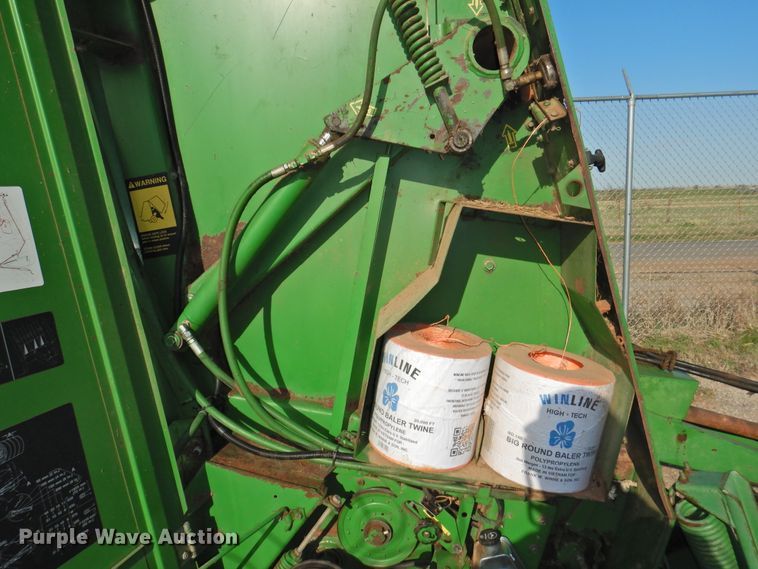 image for item DJ8360 1993 John Deere 535  round baler