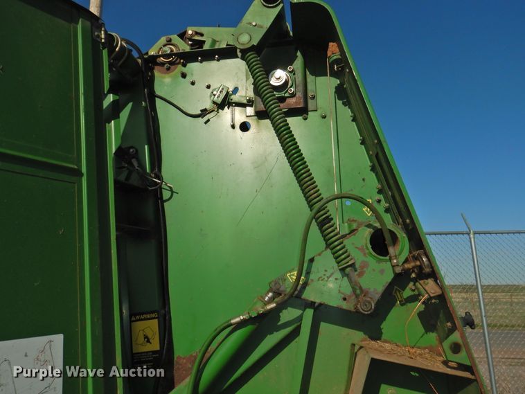 image for item DJ8360 1993 John Deere 535  round baler