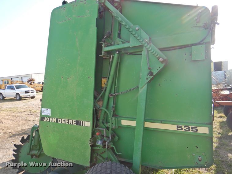 image for item DJ8360 1993 John Deere 535  round baler