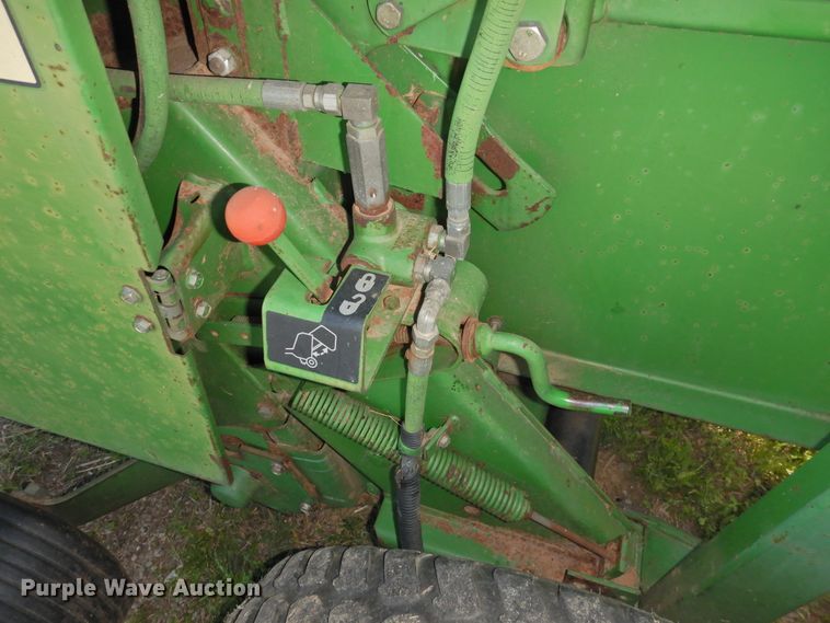 image for item DJ8360 1993 John Deere 535  round baler