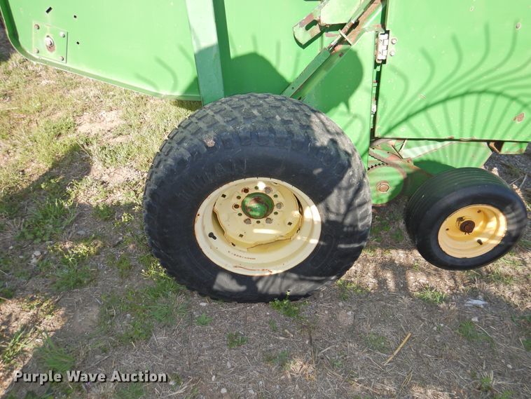 image for item DJ8360 1993 John Deere 535  round baler