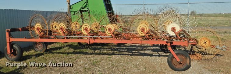 image for item DJ8361 New Holland hay rake