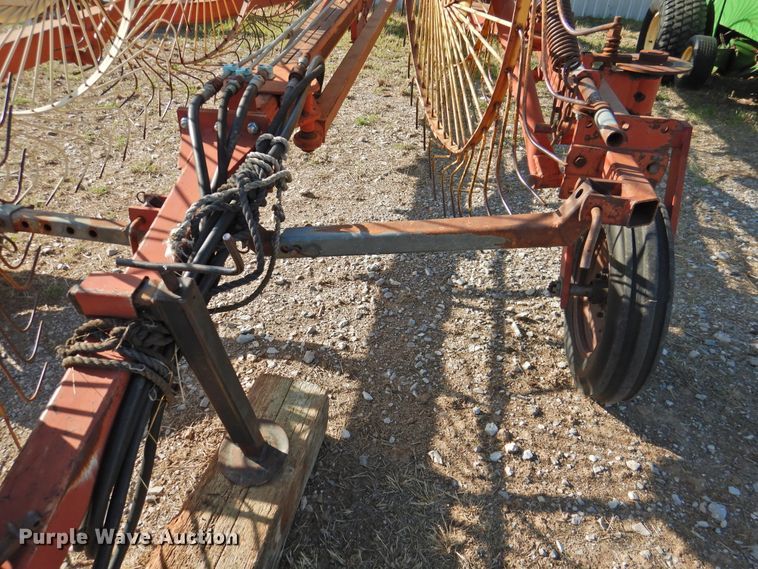 image for item DJ8361 New Holland hay rake