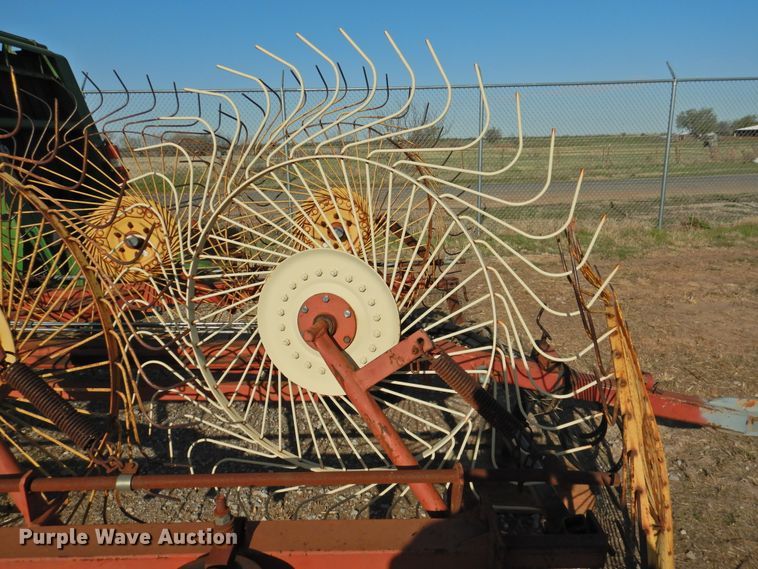 image for item DJ8361 New Holland hay rake