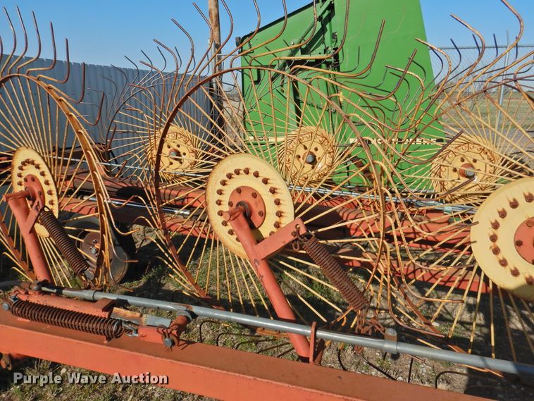 image for item DJ8361 New Holland hay rake
