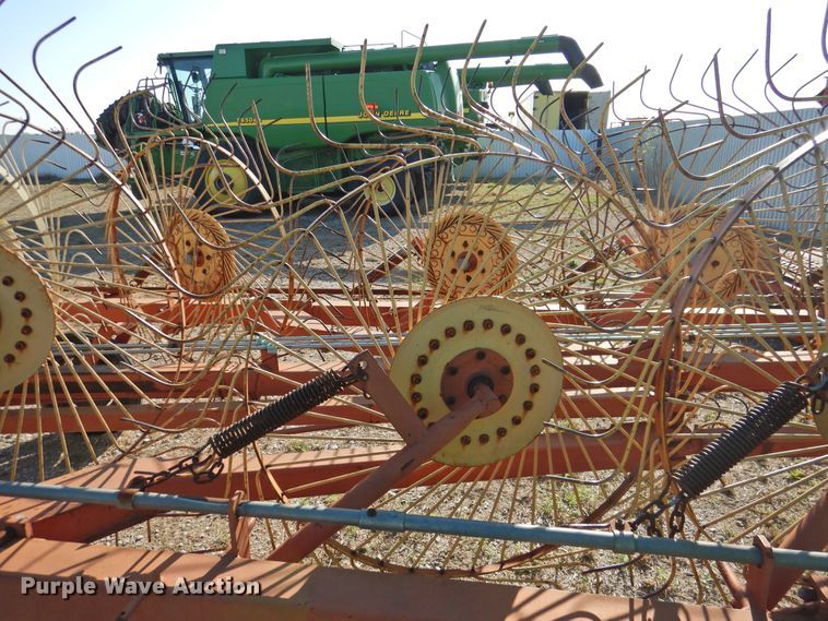 image for item DJ8361 New Holland hay rake