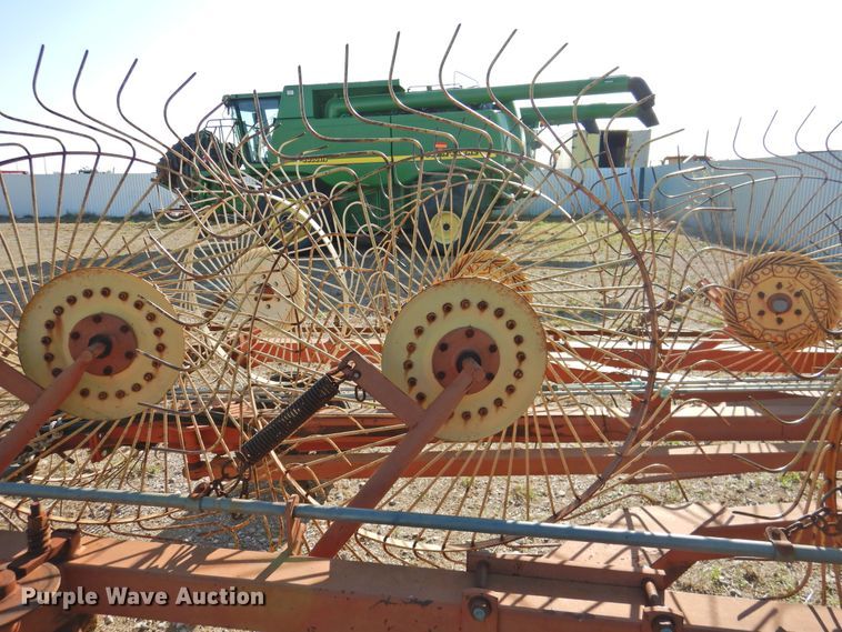 image for item DJ8361 New Holland hay rake