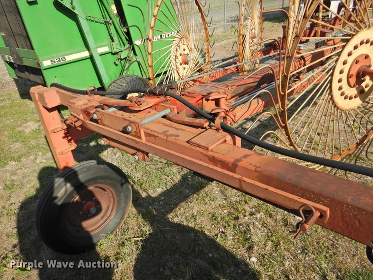 image for item DJ8361 New Holland hay rake